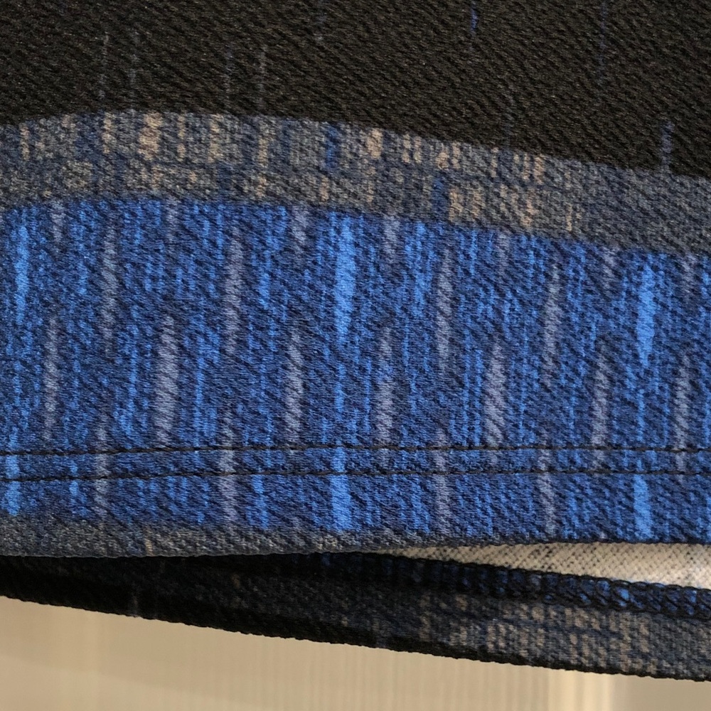Elegant Black and Blue Striped Skirt - Picture 6 of 10